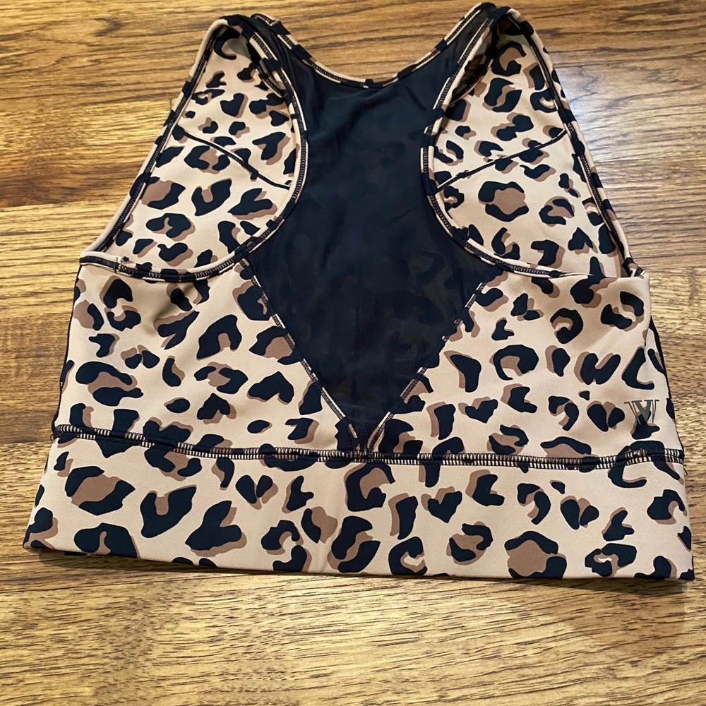 IVL sports bra/crop top